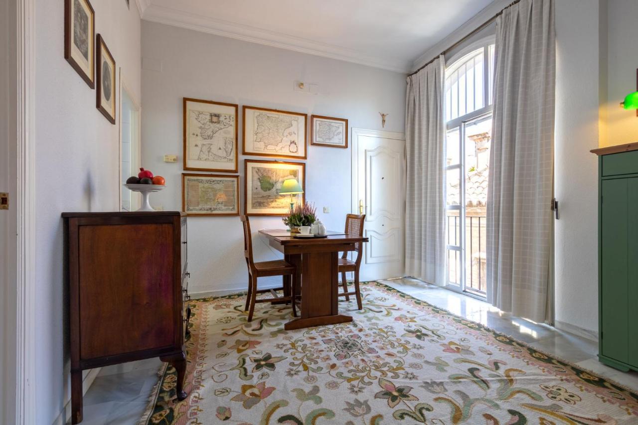 Holiday Apartment, 2 Pax, Historical Center 세비야 외부 사진