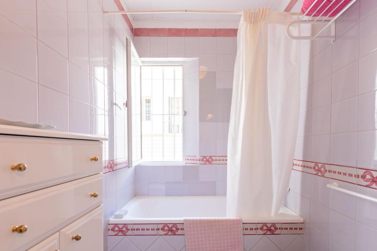 Holiday Apartment, 2 Pax, Historical Center 세비야 외부 사진